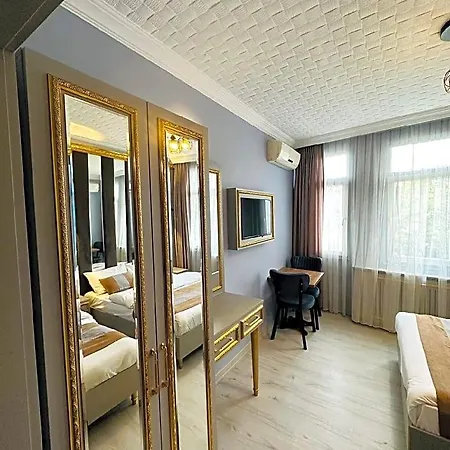 מלון Taksim Maria 5*